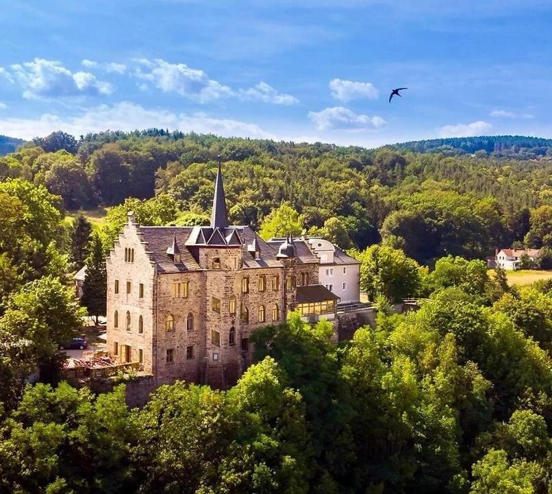 Hotel & Restaurant Schloss Weissenburg Uhlstadt-Kirchhasel Exterior photo